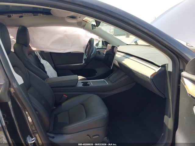 Продажа на аукционе авто 2024 Tesla Model Y, vin: 7SAYGDED5RF083878, номер лота: 45268028