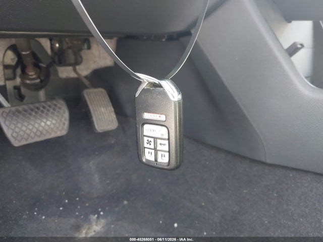 45268051 :رقم المزاد ، JHMZC5F36JC002525 vin ، 2018 Honda Clarity Plug-in Hybrid Touring مزاد بيع