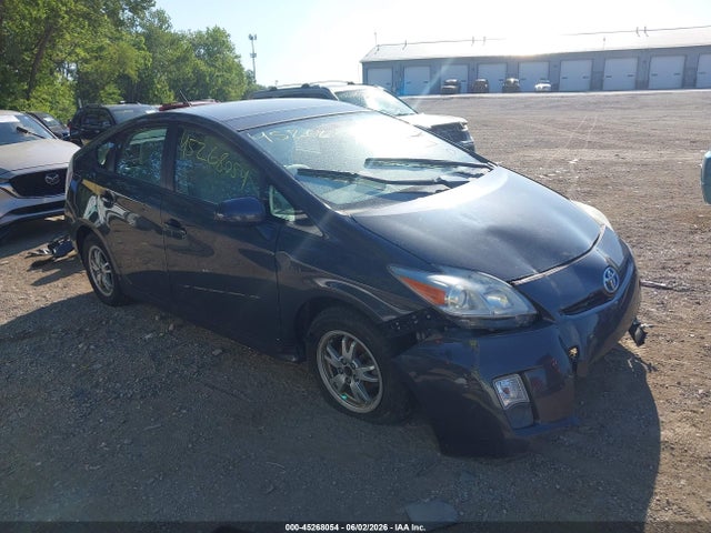 45268054 :رقم المزاد ، JTDKN3DU9B0250221 vin ، 2011 Toyota Prius Three مزاد بيع