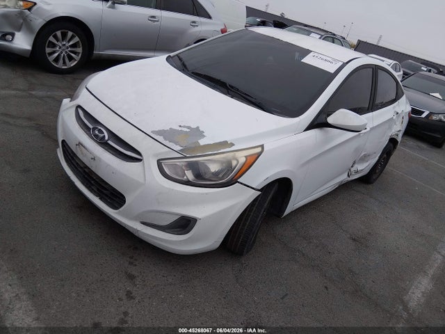 Продаж на аукціоні авто 2015 Hyundai Accent Gls, vin: KMHCT4AE5FU806273, номер лоту: 45268067