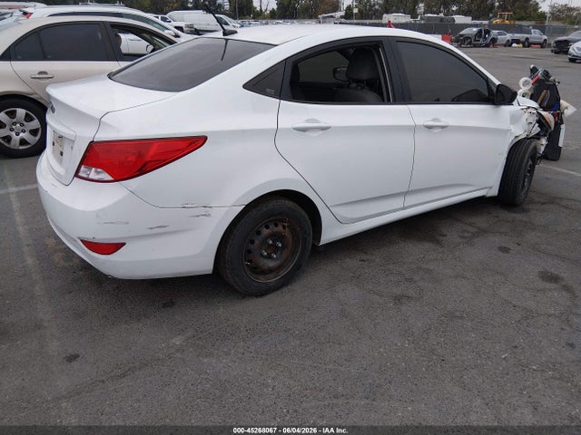 Продаж на аукціоні авто 2015 Hyundai Accent Gls, vin: KMHCT4AE5FU806273, номер лоту: 45268067