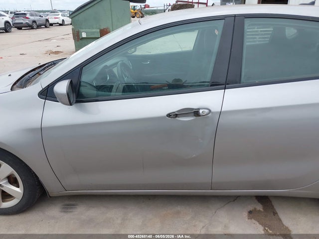 45268140 :رقم المزاد ، 1C3CDFBB2FD223861 vin ، 2015 Dodge Dart Sxt مزاد بيع