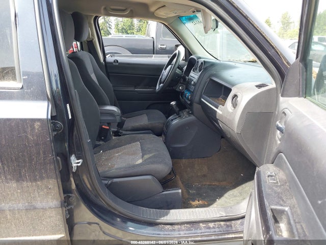 45268142 :رقم المزاد ، 1C4NJRBB0ED879425 vin ، 2014 Jeep Patriot Sport مزاد بيع