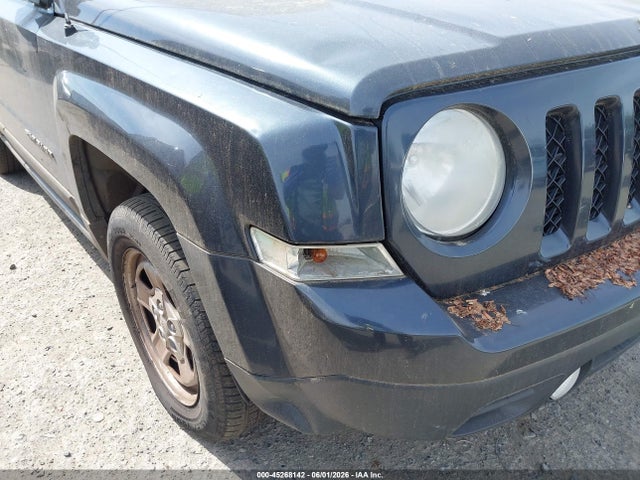 45268142 :رقم المزاد ، 1C4NJRBB0ED879425 vin ، 2014 Jeep Patriot Sport مزاد بيع