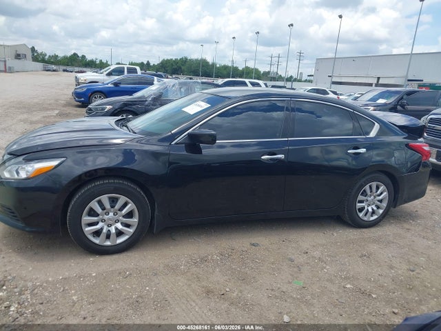 45268161 :رقم المزاد ، 1N4AL3AP9HN332855 vin ، 2017 Nissan Altima 2.5 S مزاد بيع