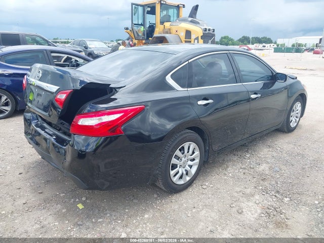 45268161 :رقم المزاد ، 1N4AL3AP9HN332855 vin ، 2017 Nissan Altima 2.5 S مزاد بيع