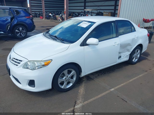2013 Toyota Corolla Le/le Special Edition მანქანა იყიდება აუქციონზე, vin: 2T1BU4EEXDC977005, აუქციონის ნომერი: 45268167
