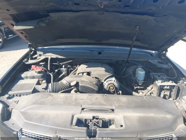 45268179 :رقم المزاد ، 1GYS4CEFXBR357822 vin ، 2011 Cadillac Escalade Premium مزاد بيع