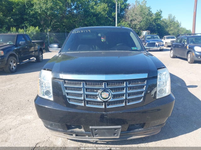 45268179 :رقم المزاد ، 1GYS4CEFXBR357822 vin ، 2011 Cadillac Escalade Premium مزاد بيع