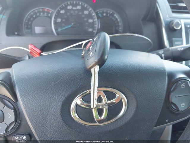45268188 :رقم المزاد ، 4T1BF1FK1CU045849 vin ، 2012 Toyota Camry Le مزاد بيع
