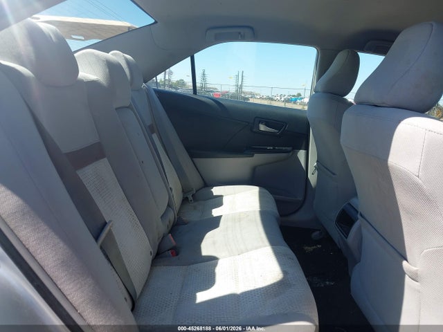 45268188 :رقم المزاد ، 4T1BF1FK1CU045849 vin ، 2012 Toyota Camry Le مزاد بيع