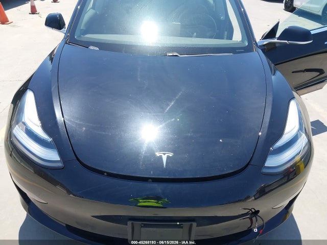 Tesla Model 3 Long Range/mid Range 2018 5YJ3E1EA4JF176218 Image 10
