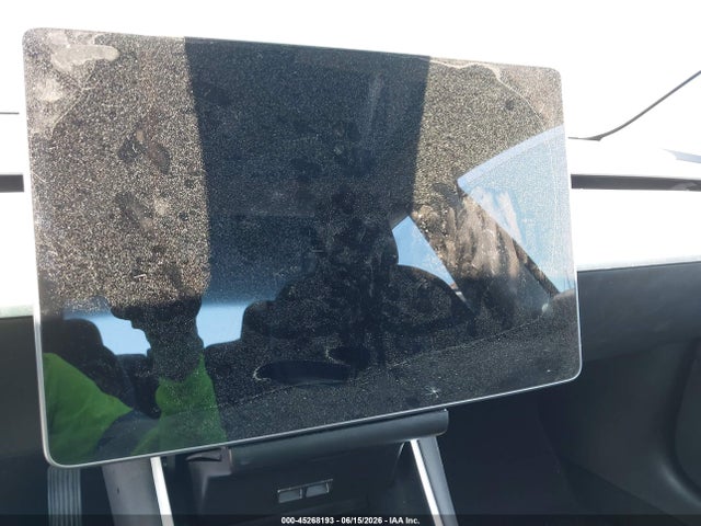 Tesla Model 3 Long Range/mid Range 2018 5YJ3E1EA4JF176218 Image 7