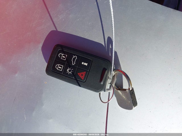 45268205 :رقم المزاد ، YV426MDB4F2588179 vin ، 2015 Volvo Xc60 T5 Premier مزاد بيع