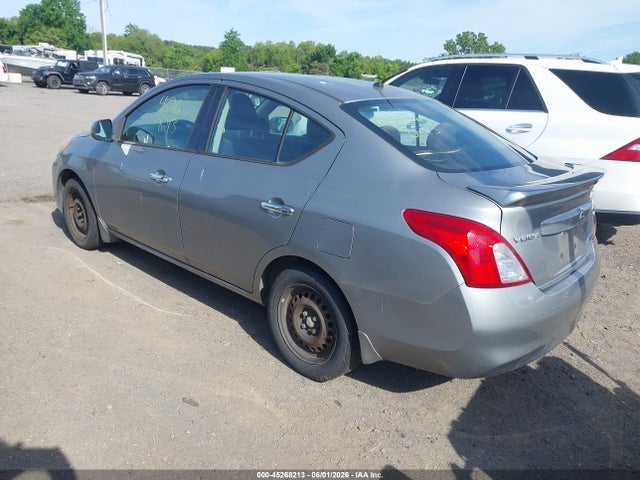 45268213 :رقم المزاد ، 3N1CN7AP8EL867677 vin ، 2014 Nissan Versa 1.6 Sv مزاد بيع