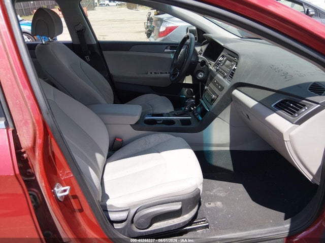 Auction sale of the 2017 Hyundai Sonata, vin: 5NPE24AF8HH582762, lot number: 45268227