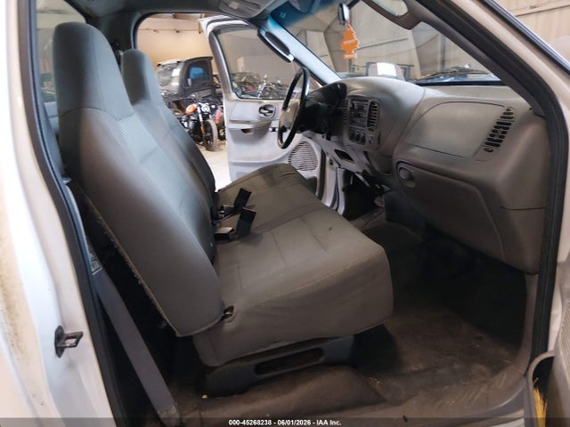 Продажа на аукционе авто 2002 Ford F-150 Xl/xlt, vin: 1FTRF17W82NB75768, номер лота: 45268238