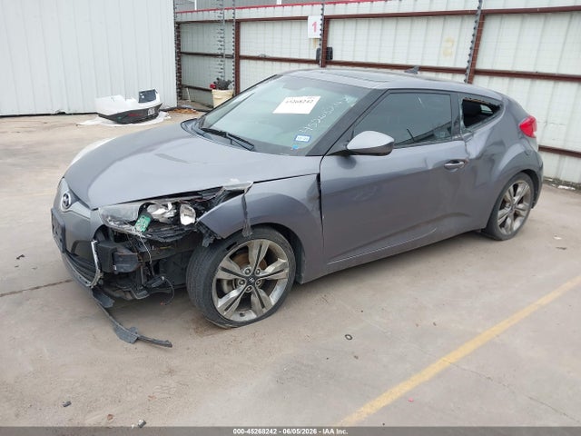2016 Hyundai Veloster მანქანა იყიდება აუქციონზე, vin: KMHTC6AD6GU288758, აუქციონის ნომერი: 45268242