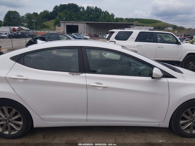 Продажа на аукционе авто 2015 Hyundai Elantra Se, vin: 5NPDH4AE9FH560543, номер лота: 45268245
