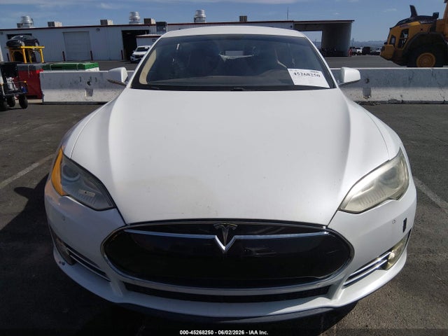 Aukcja sprzedaży 2013 Tesla Model S, vin: 5YJSA1CN6DFP20879, numer aukcji: 45268250