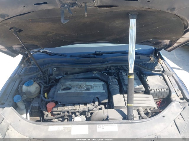 2013 Volkswagen Cc 2.0t Sport მანქანა იყიდება აუქციონზე, vin: WVWBP7AN7DE568004, აუქციონის ნომერი: 45268254