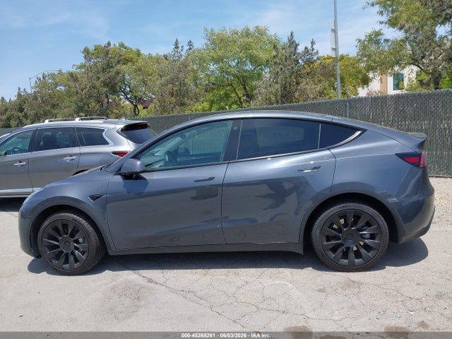 Tesla Model Y 2023 7SAYGDEE3PA057217 Image 14