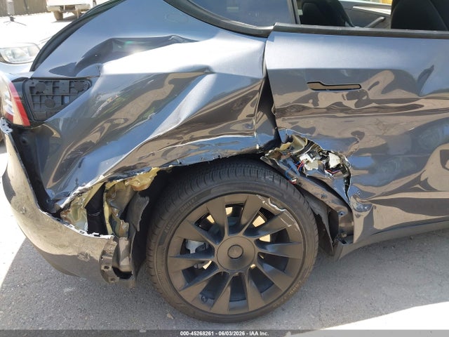 Tesla Model Y 2023 7SAYGDEE3PA057217 Image 6