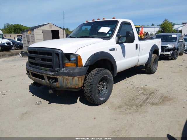 45268285 :رقم المزاد ، 1FTNF21546EC55403 vin ، 2006 Ford F-250 Xl/xlt مزاد بيع
