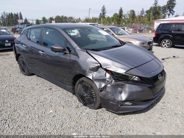 1N4CZ1CV4PC551580 auction archive image