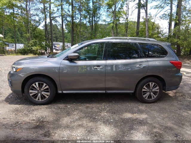 2017 Nissan Pathfinder Sl მანქანა იყიდება აუქციონზე, vin: 5N1DR2MM2HC652852, აუქციონის ნომერი: 45268342