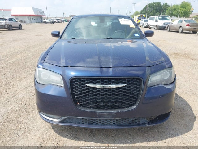 45268348 :رقم المزاد ، 2C3CCABG7FH860023 vin ، 2015 Chrysler 300 300s مزاد بيع