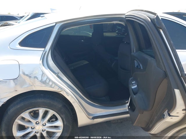 Chevrolet MALIBU LT 2018 1G1ZD5ST1JF170634 Image 8