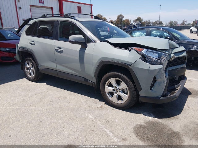 Toyota Rav4 Xle 2021 2T3W1RFV7MW169500 Image 1