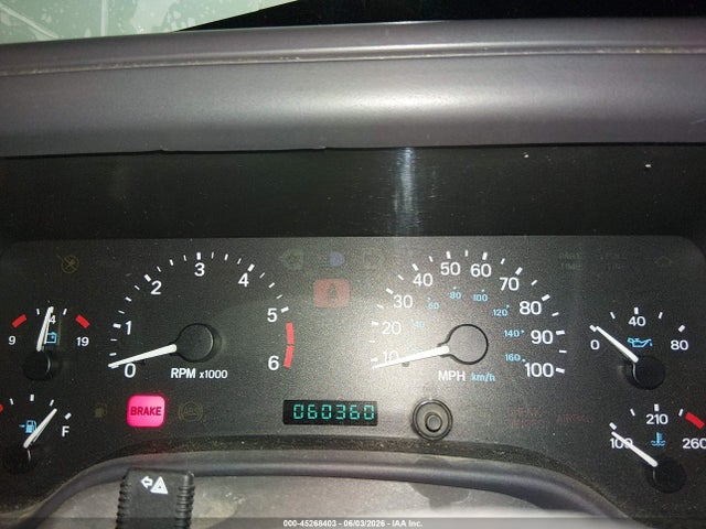45268403 :رقم المزاد ، 1J4FA49S4YP795392 vin ، 2000 Jeep Wrangler Sport مزاد بيع