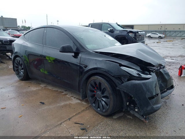 Tesla Model Y Performance Dual Motor All-wheel Drive 2023 7SAYGDEFXPF603541 main image