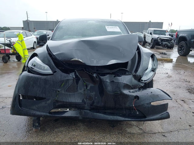 2023 Tesla Model Y Performance Dual Motor All-wheel Drive მანქანა იყიდება აუქციონზე, vin: 7SAYGDEFXPF603541, აუქციონის ნომერი: 45268436