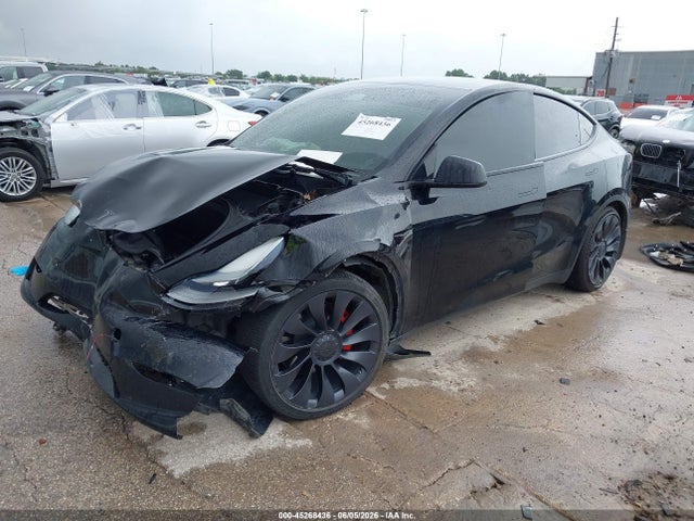 2023 Tesla Model Y Performance Dual Motor All-wheel Drive მანქანა იყიდება აუქციონზე, vin: 7SAYGDEFXPF603541, აუქციონის ნომერი: 45268436