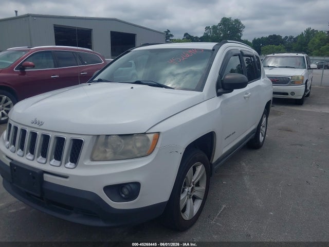 45268445 :رقم المزاد ، 1J4NF1FB1BD276261 vin ، 2011 Jeep Compass مزاد بيع