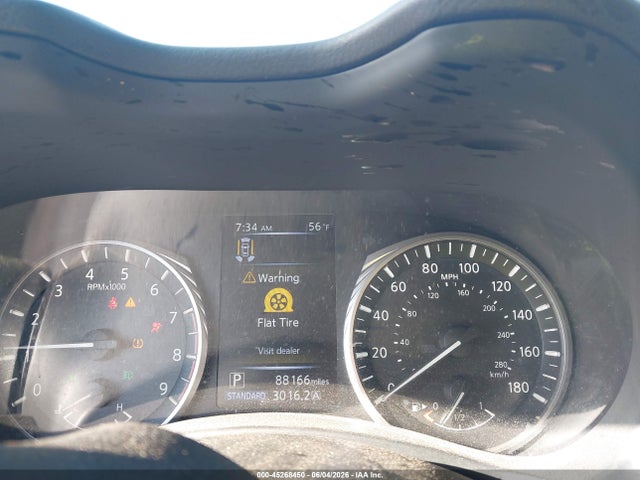45268450 :رقم المزاد ، JN1EV7KK5MM410423 vin ، 2021 Infiniti Q60 Luxe مزاد بيع