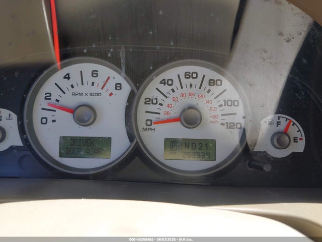 45268465 :رقم المزاد ، 1FMYU94105KB61986 vin ، 2005 Ford Escape Limited مزاد بيع