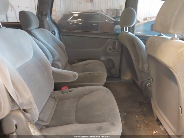 Продажа на аукционе авто 2005 Toyota Sienna Ce, vin: 5TDZA23C05S371461, номер лота: 45268480