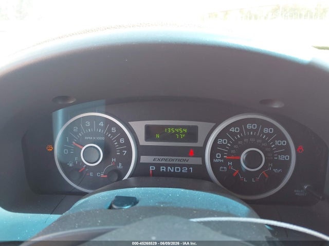 45268529 :رقم المزاد ، 1FMPU16546LA13204 vin ، 2006 Ford Expedition Xlt/xlt Sport مزاد بيع