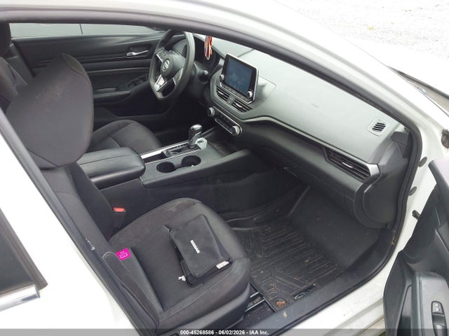 45268586 :رقم المزاد ، 1N4BL4BV8LC197251 vin ، 2020 Nissan Altima S Fwd مزاد بيع