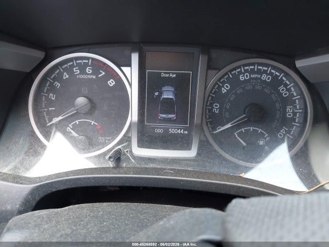 2022 Toyota Tacoma Sr5 V6 მანქანა იყიდება აუქციონზე, vin: 3TYSZ5AN5NT062881, აუქციონის ნომერი: 45268592