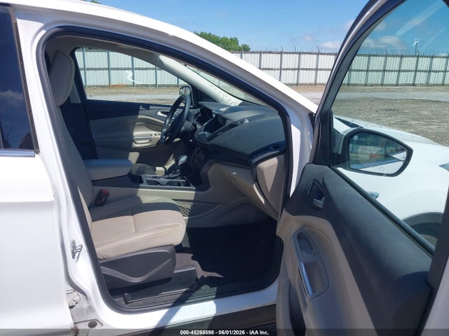 Продаж на аукціоні авто 2019 Ford Escape Se, vin: 1FMCU0GD2KUA88101, номер лоту: 45268598