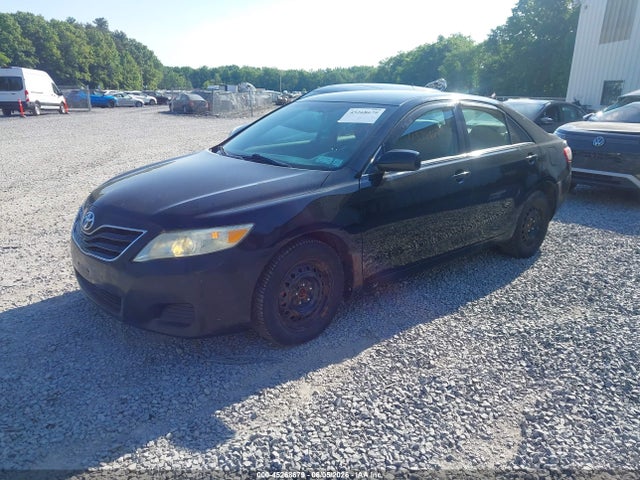 45268679 :رقم المزاد ، 4T1BF3EK5AU031074 vin ، 2010 Toyota Camry Le مزاد بيع