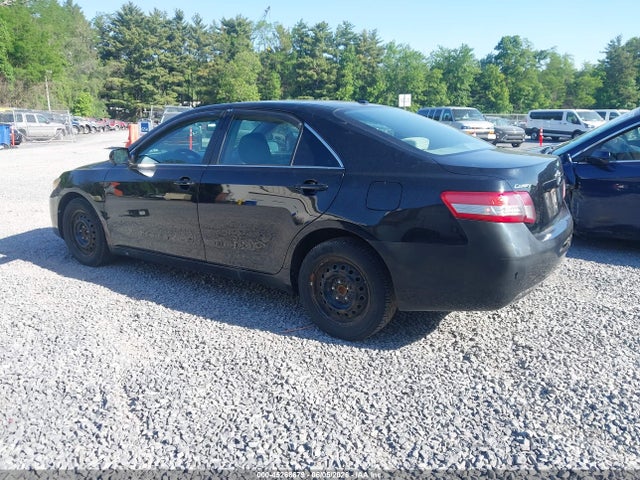 45268679 :رقم المزاد ، 4T1BF3EK5AU031074 vin ، 2010 Toyota Camry Le مزاد بيع