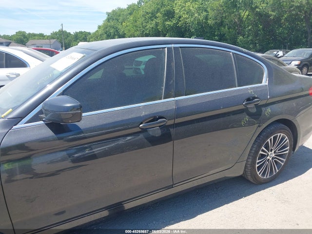 2019 Bmw 540i მანქანა იყიდება აუქციონზე, vin: WBAJE5C5XKWE66299, აუქციონის ნომერი: 45268687