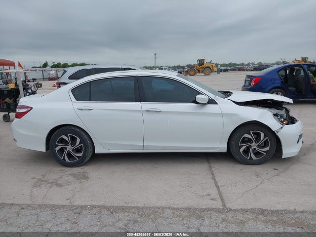Honda ACCORD LX 2017 1HGCR2F33HA146769 Image 13