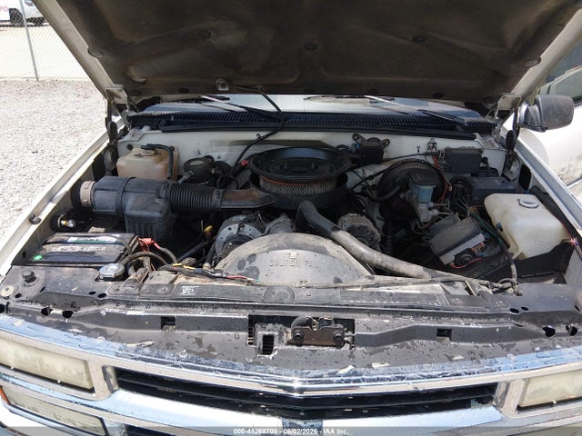 Продажа на аукционе авто 1995 Chevrolet Gmt-400 C1500, vin: 2GBEC19K6S1190390, номер лота: 45268705